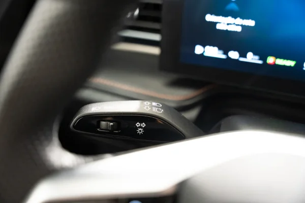 MG HS 1.5 Plug-in Hybrid Luxury 12