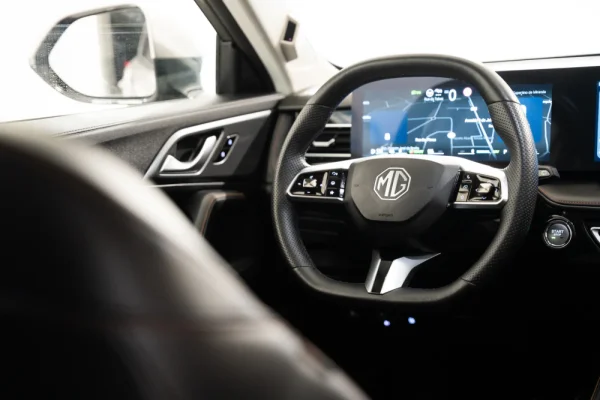 MG HS 1.5 Plug-in Hybrid Luxury 10