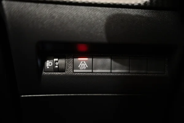 Peugeot e-208 50 kWh Active 12