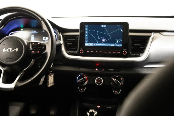 Kia Stonic 1.2 MPi Dynamic 8
