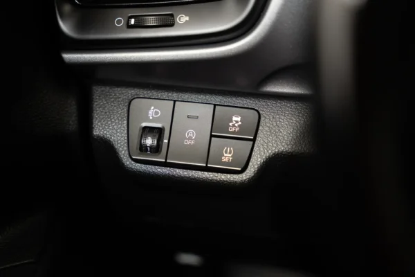 Kia Stonic 1.2 MPi Dynamic 9