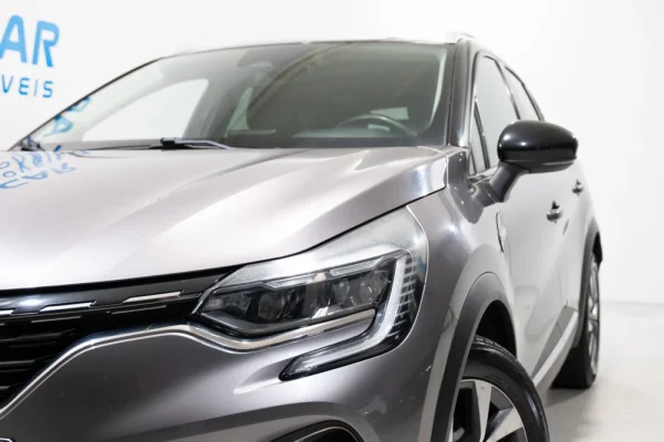 Renault Captur 1.0 TCe Exclusive 4
