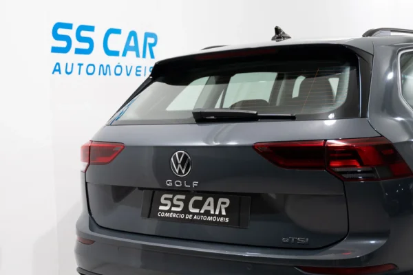 Volkswagen Golf Variant 1.0 eTSI Life DSG 8