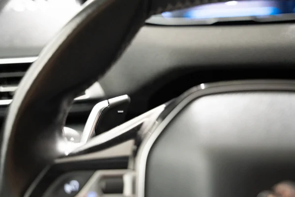 Peugeot 5008 1.2 PureTech Allure EAT8 13