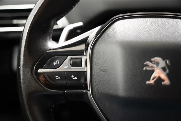 Peugeot 5008 1.2 PureTech Allure EAT8 14
