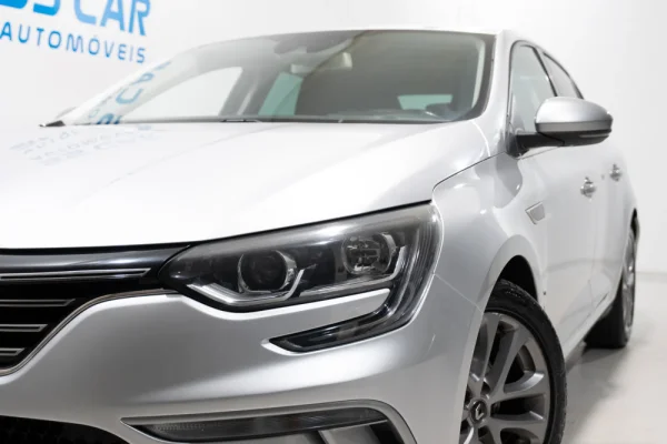 Renault Mégane 1.5 Blue dCi GT Line EDC 4
