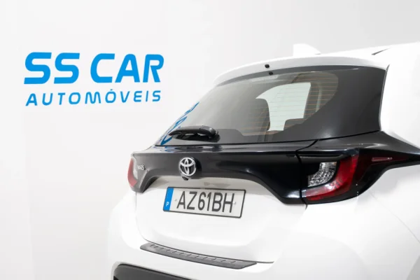 Toyota Yaris 1.5 VVT-i Comfort 8