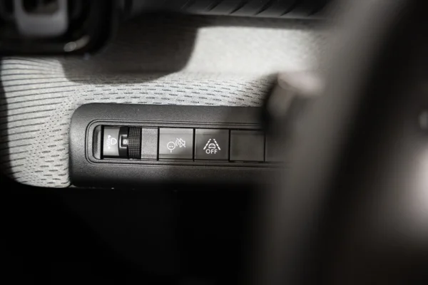 Citroen e-C3 44 kWh Autonomia Conforto Max 12