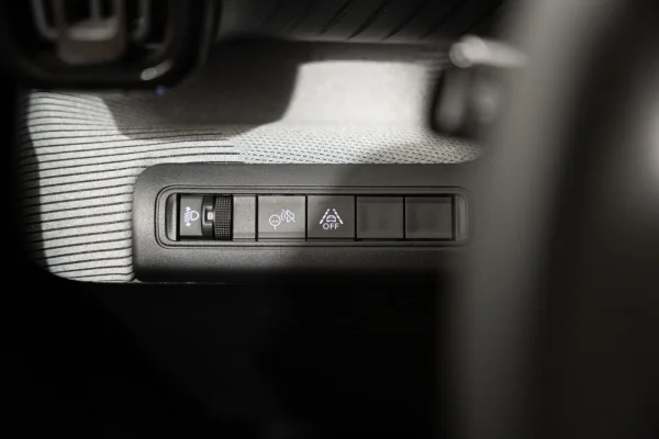 Citroen e-C3 44 kWh Autonomia Conforto Max 12