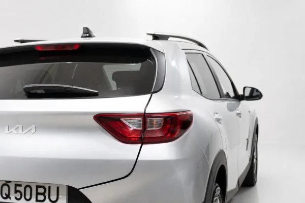 Kia Stonic 1.2 MPi Dynamic 8