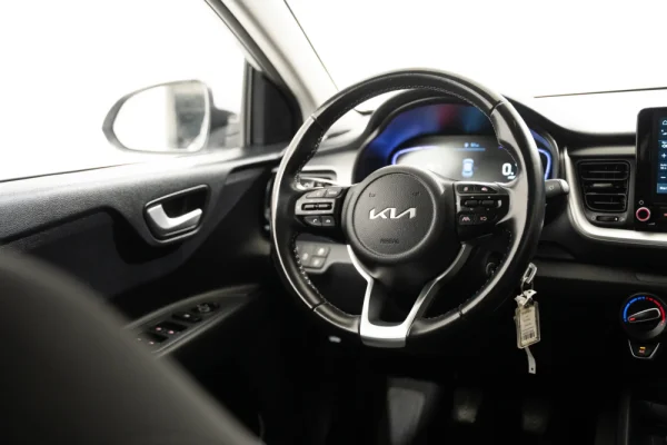 Kia Stonic 1.2 MPi Dynamic 10