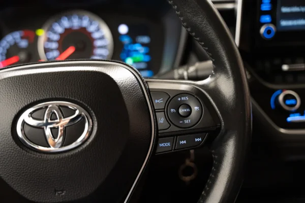 Toyota Corolla COMFORT 1.5 VVTi 15