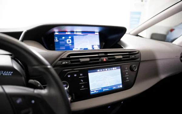 Citroen Grand C4 Spacetourer 1.5 BlueHDi Feel Business EAT8 4