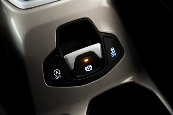 Jeep Renegade 1.0 T Limited 7