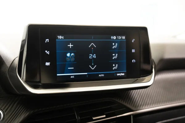 Peugeot 2008 1.5 BlueHDi Allure EAT8 5