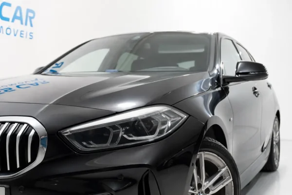BMW 116 d Pack Desportivo M Auto 2