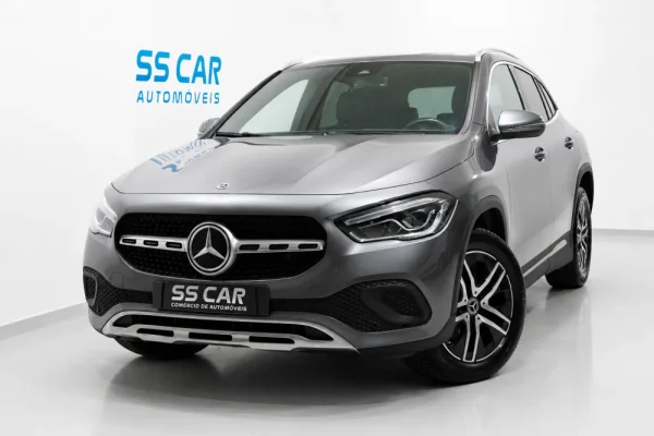 Mercedes-Benz GLA 250 e Progressive 1
