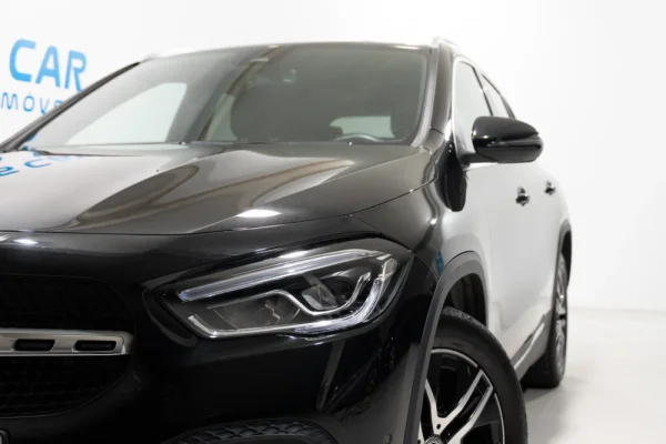 Mercedes-Benz GLA 250 e Progressive 5