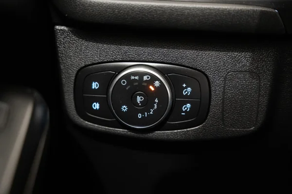Ford Focus 1.0 EcoBoost MHEV ST-Line 17