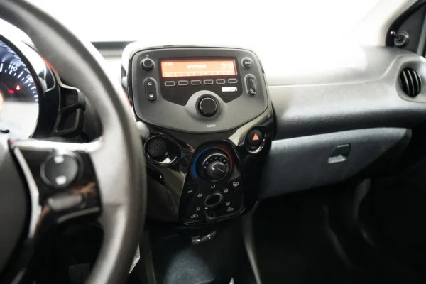 Citroen C1 1.0 VTi Feel 10