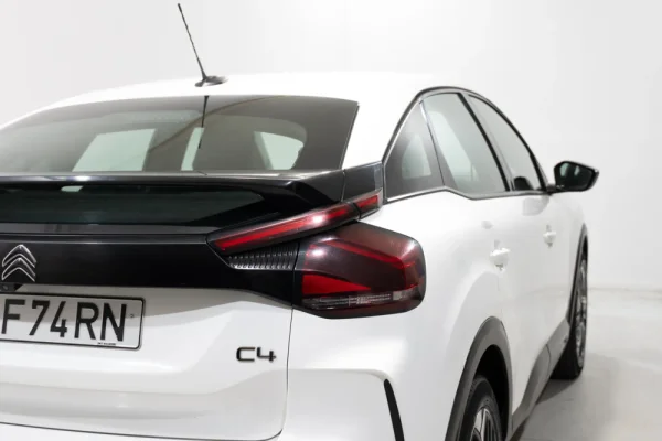 Citroen C4 1.2 PureTech Feel Pack 7