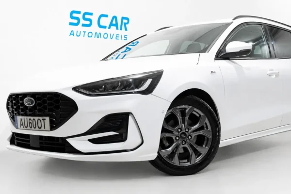Ford Focus SW 1.0 EcoBoost MHEV ST-Line X 2