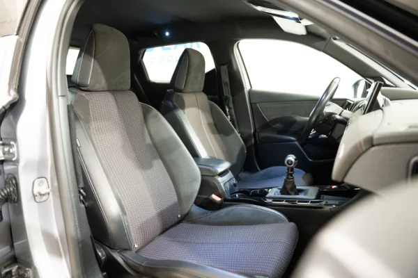 DS DS3 Crossback 1.2 PureTech Performance Line 24