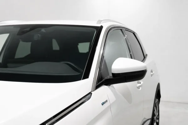 Peugeot 3008 1.6 Hybrid Allure Pack e-EAT8 5