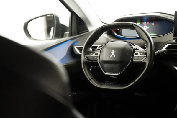 Peugeot 3008 1.6 Hybrid Allure Pack e-EAT8 28