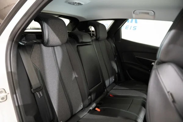 Peugeot 3008 1.6 Hybrid Allure Pack e-EAT8 30