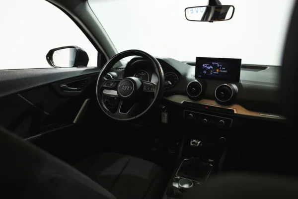 Audi Q2 30 TFSI Advanced 9