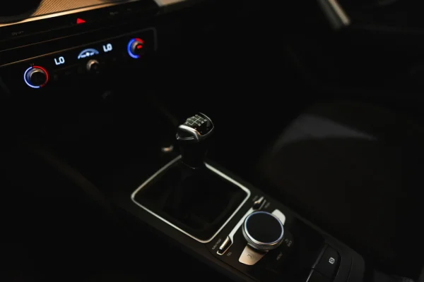 Audi Q2 30 TFSI Advanced 13