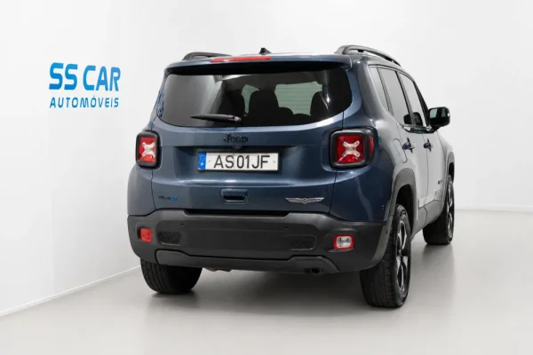 Jeep Renegade 1.3 TG Trailhawk 4