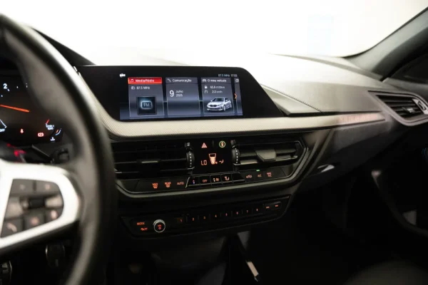 BMW 116 d Corporate Edition M 11