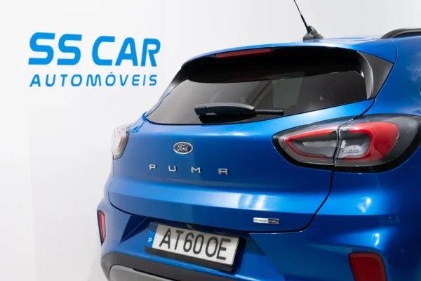 Ford Puma 1.0 EcoBoost MHEV Titanium Design 8