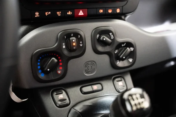 Fiat Panda 1.0 Hybrid City Life 18