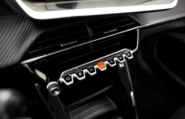 Peugeot 208 1.2 PureTech Active Pack 5