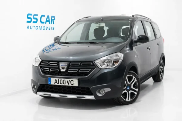 Dacia Lodgy 1.5 Blue dCi Stepway 7L 1