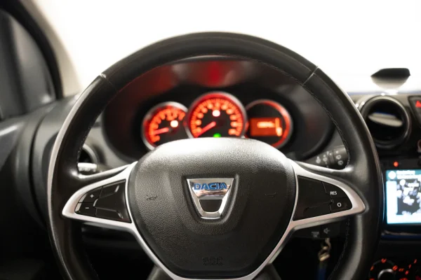 Dacia Lodgy 1.5 Blue dCi Stepway 7L 8