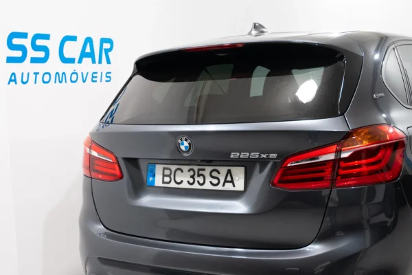 BMW 225xe Active Tourer Line Sport 6