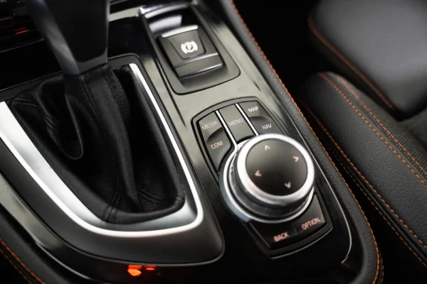 BMW 225xe Active Tourer Line Sport 17