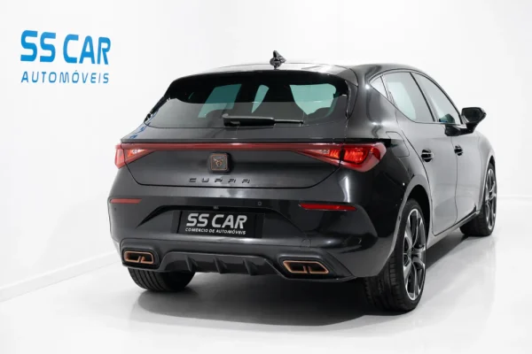 Cupra Leon 1.4 e-Hybrid DSG 3
