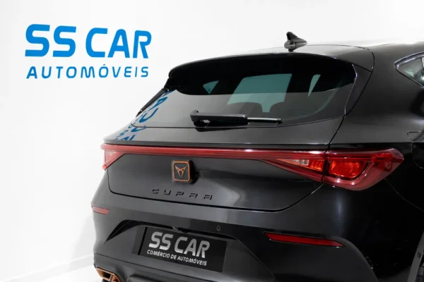 Cupra Leon 1.4 e-Hybrid DSG 5