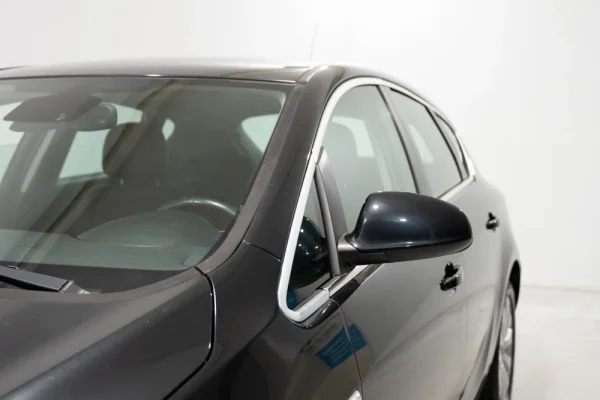 Opel Astra 1.4 Enjoy 5
