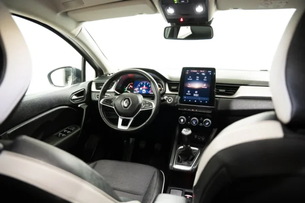 Renault Captur 1.0 TCe Exclusive 8