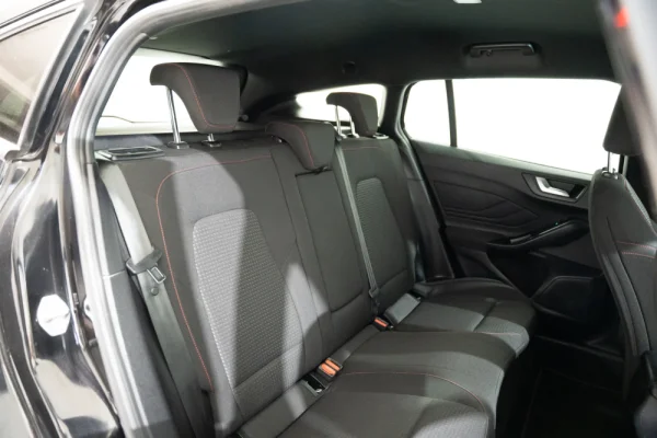 Ford Focus SW 1.0 EcoBoost MHEV ST-Line X 24