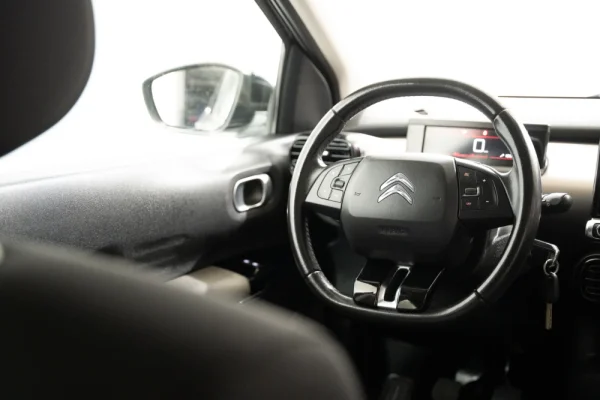 Citroen C4 Cactus 1.2 PureTech Origins 8