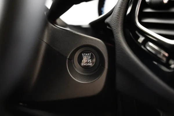 Jeep Compass 1.6 M-Jet Limited 18