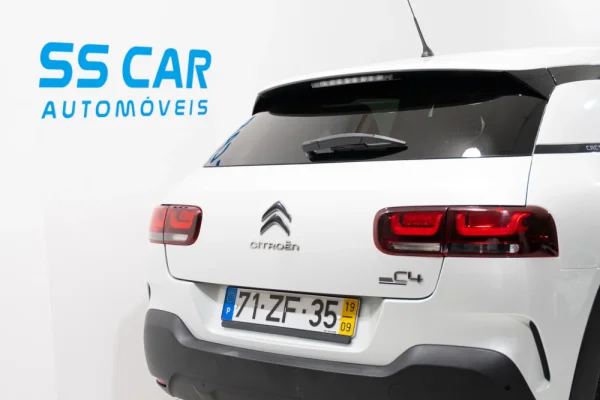 Citroen C4 Cactus 1.2 PureTech Origins 8