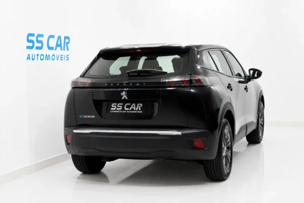 Peugeot e-2008 50 kWh Active Pack 5